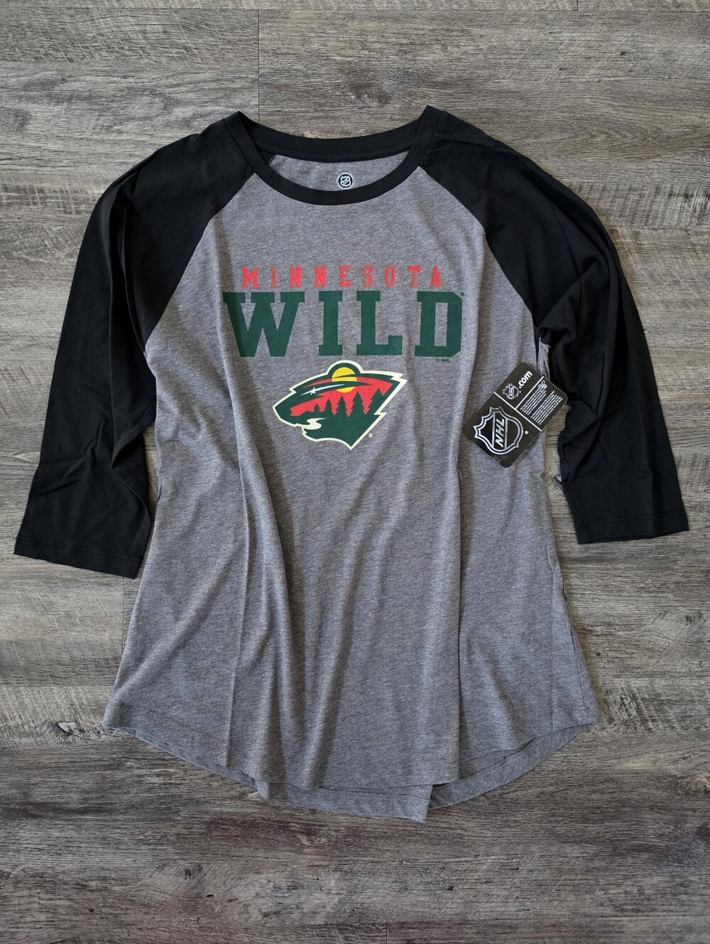 NWT Women's MN Wild Hockey Reglan Tee